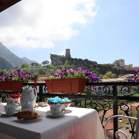 Castriota Hotel *