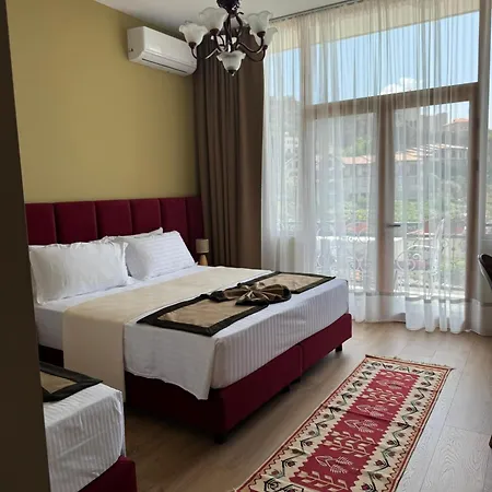 Castriota Hotel