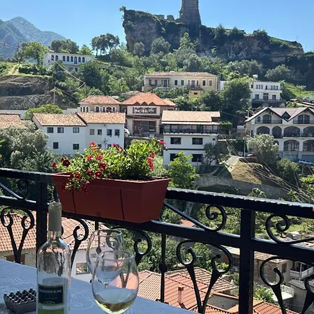 Hotel Castriota *